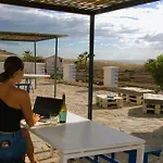 旅馆 The Tree House Surf Camp