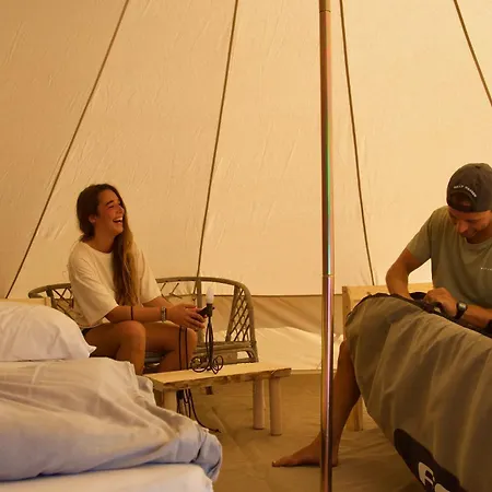 Hostel The Tree House Surf Camp